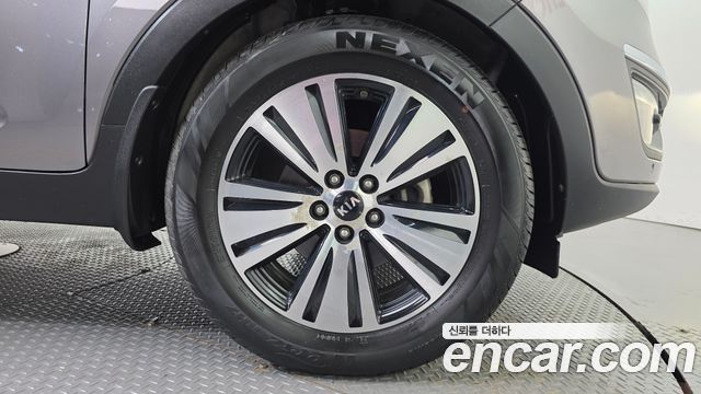 Kia Sportage R Diesel 2WD Prestige 2015 — фото 21