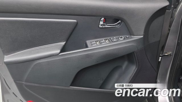 Kia Sportage R Diesel 2WD Prestige 2015 — фото 24