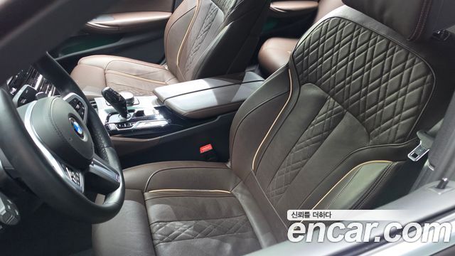 BMW 5 Series (G30) 530e M Sport 2020 — фото 29