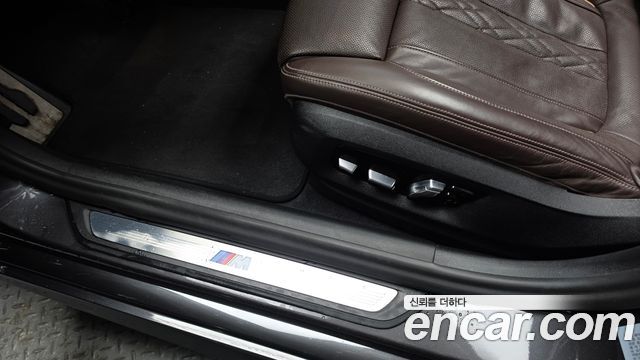 BMW 5 Series (G30) 530e M Sport 2020 — фото 32