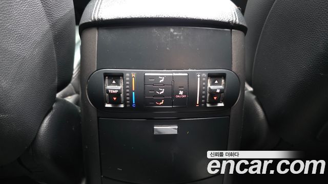 Kia Mohave 4WD KV 300 2015 — фото 31