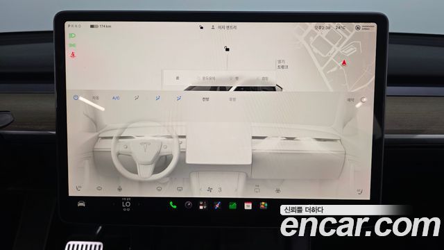 Tesla Model Y RWD 2023 — фото 17