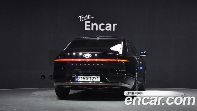 Hyundai Grandeur Hybrid (GN7) Calligraphy 2023 — фото 4