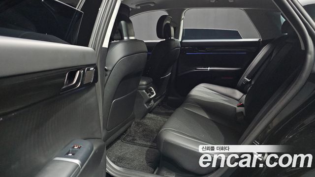 Hyundai Grandeur Hybrid (GN7) Calligraphy 2023 — фото 11