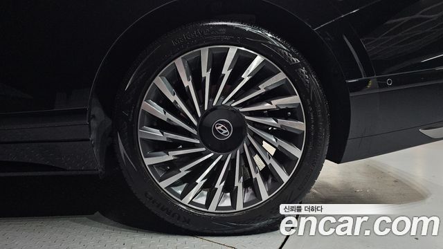 Hyundai Grandeur Hybrid (GN7) Calligraphy 2023 — фото 21