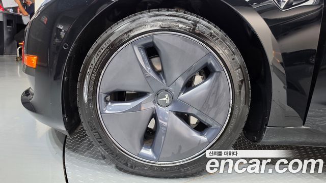 Tesla Model 3 Long Range AWD 2020 — фото 5