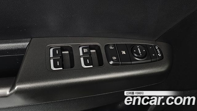 Kia Sportage The Bold Diesel 2.0 4WD Luxury 2019 — фото 12