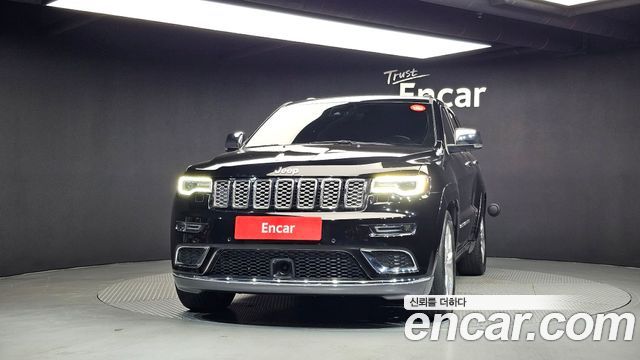 Jeep Grand Cherokee 3.0 Diesel Overland Summit WK2 2020 — фото 3