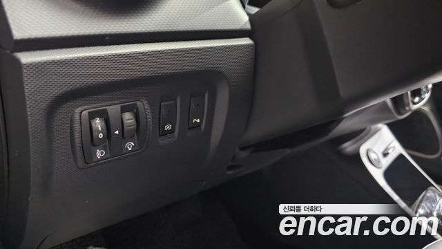 Renault Korea QM3 LE 2016 — фото 16