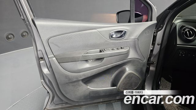 Renault Korea QM3 LE 2016 — фото 24