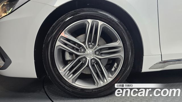 Hyundai Grandeur (IG) 3.0 LPi Modern (Rental Car) 2018 — фото 5