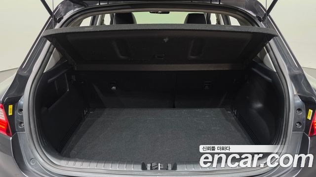 Kia Stonic Diesel 1.6 Prestige 2018 — фото 27