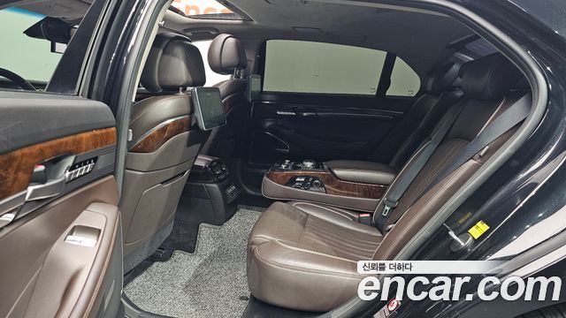 Genesis EQ900 3.8 GDI AWD Prestige 2017 — фото 11
