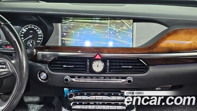 Genesis EQ900 3.8 GDI AWD Prestige 2017 — фото 13