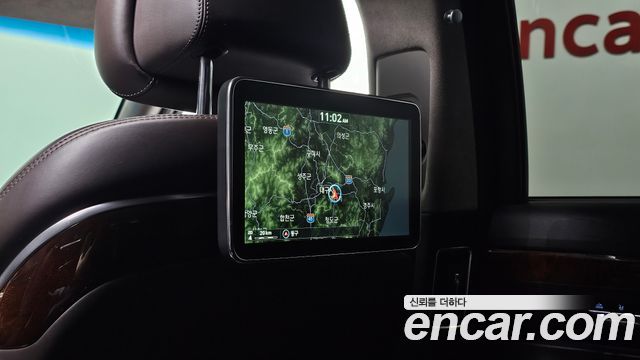 Genesis EQ900 3.8 GDI AWD Prestige 2017 — фото 16