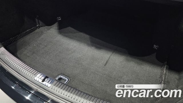 Genesis EQ900 3.8 GDI AWD Prestige 2017 — фото 28