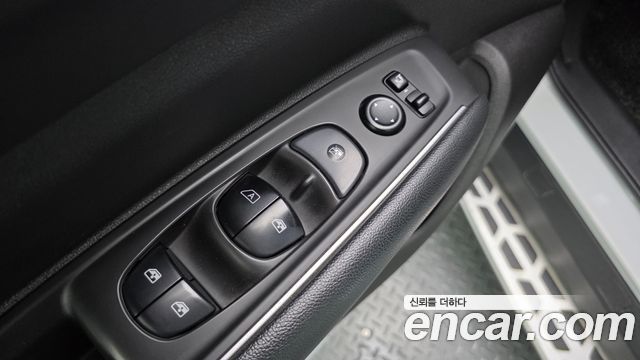 Renault Korea QM6 Gasoline 2WD RE 2018 — фото 13