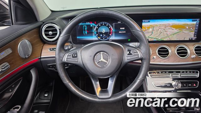Mercedes-Benz E-Class (W213) E300 Exclusive 2018 — фото 13