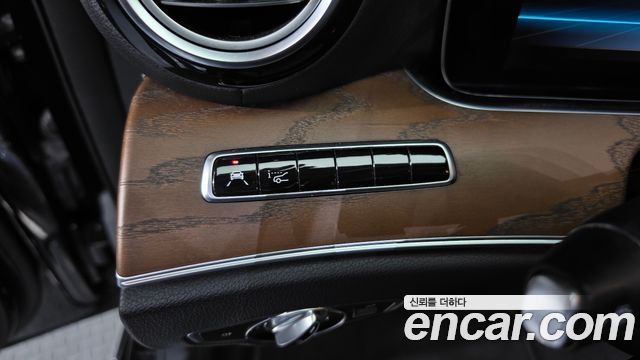 Mercedes-Benz E-Class (W213) E300 Exclusive 2018 — фото 27