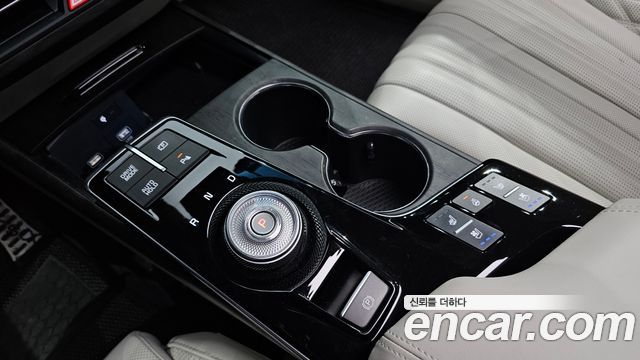 Kia K8 Hybrid Signature 2022 — фото 9