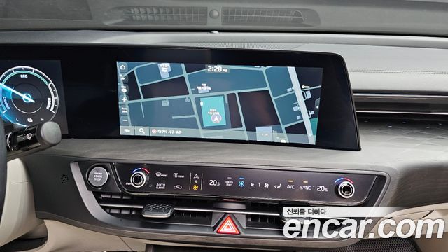 Kia K8 Hybrid Signature 2022 — фото 17
