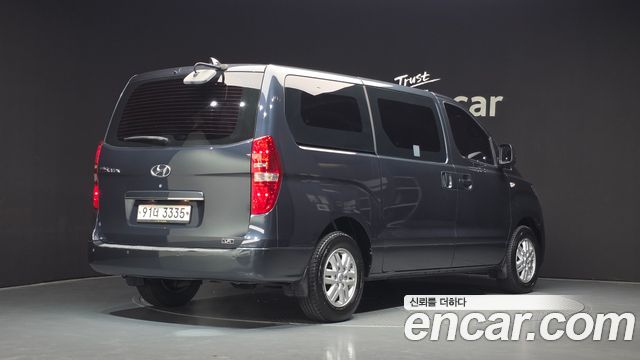 Hyundai Grand Starex Van 3-Seater LPi Smart 2018 — фото 2