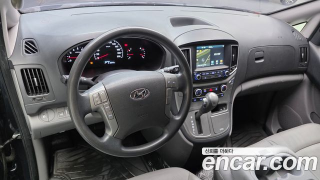 Hyundai Grand Starex Van 3-Seater LPi Smart 2018 — фото 7