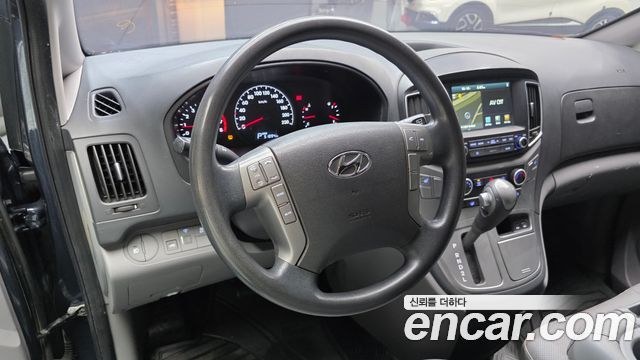 Hyundai Grand Starex Van 3-Seater LPi Smart 2018 — фото 13