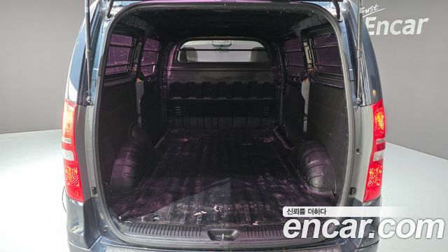 Hyundai Grand Starex Van 3-Seater LPi Smart 2018 — фото 20