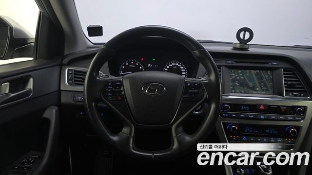 Hyundai Sonata (LF) LPI Premium 2016 — фото 14