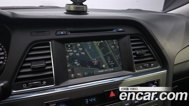 Hyundai Sonata (LF) LPI Premium 2016 — фото 15
