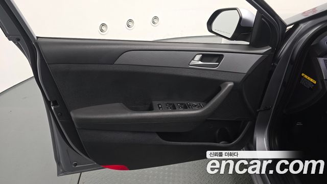 Hyundai Sonata (LF) LPI Premium 2016 — фото 24