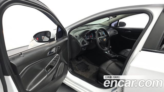 Chevrolet Cruze 1.4 Turbo LT Deluxe 2017 — фото 10