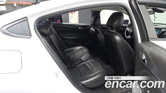 Chevrolet Cruze 1.4 Turbo LT Deluxe 2017 — фото 12