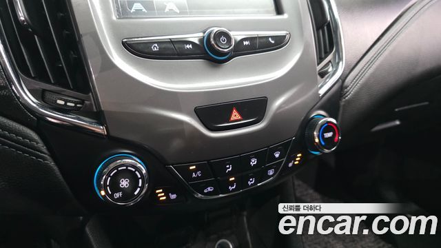 Chevrolet Cruze 1.4 Turbo LT Deluxe 2017 — фото 16