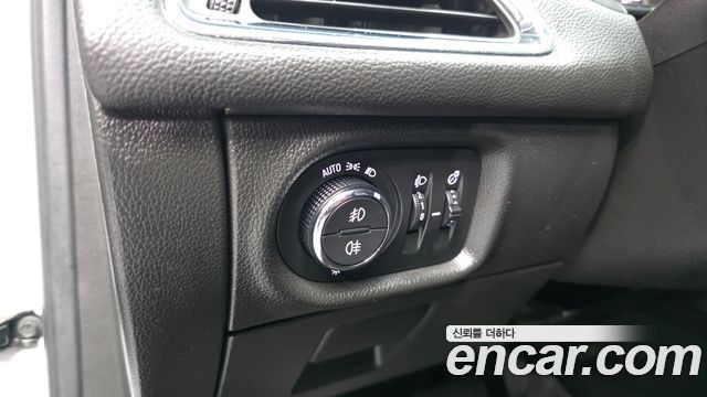 Chevrolet Cruze 1.4 Turbo LT Deluxe 2017 — фото 19