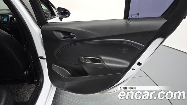 Chevrolet Cruze 1.4 Turbo LT Deluxe 2017 — фото 25
