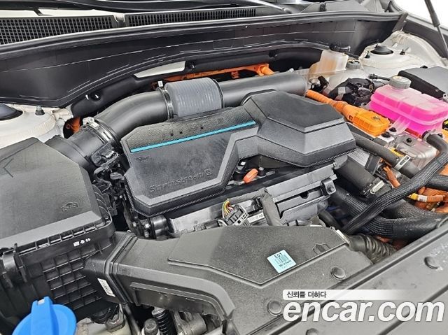 Hyundai Santa Fe HEV 1.6 2WD Exclusive 2022 — фото 5