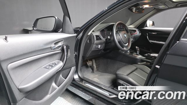 BMW 1 Series (F20) 118d Sport 5Door 2018 — фото 10