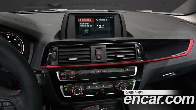 BMW 1 Series (F20) 118d Sport 5Door 2018 — фото 14
