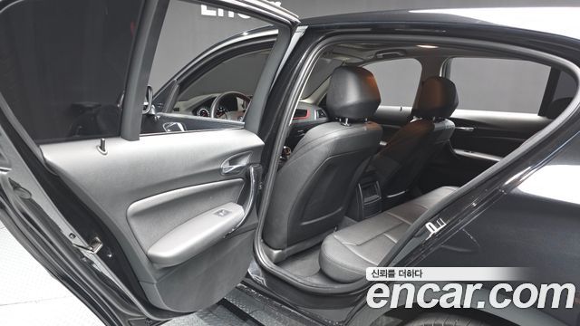 BMW 1 Series (F20) 118d Sport 5Door 2018 — фото 26
