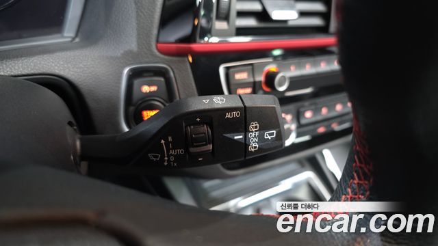 BMW 1 Series (F20) 118d Sport 5Door 2018 — фото 29