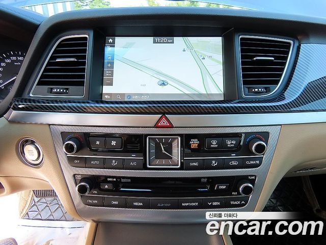 Genesis G80 3.3 GDI AWD Premium Luxury 2017 — фото 17