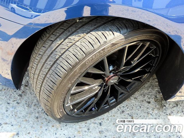 Genesis G80 3.3 GDI AWD Premium Luxury 2017 — фото 24