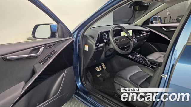 Kia Niro Signature 2022 — фото 10