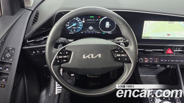 Kia Niro Signature 2022 — фото 13