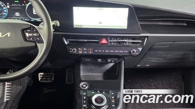 Kia Niro Signature 2022 — фото 14