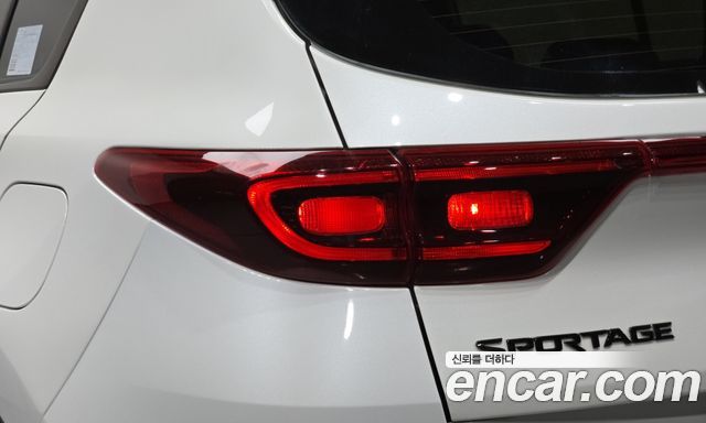 Kia Sportage The Bold Gasoline Prestige Gravity 2021 — фото 23