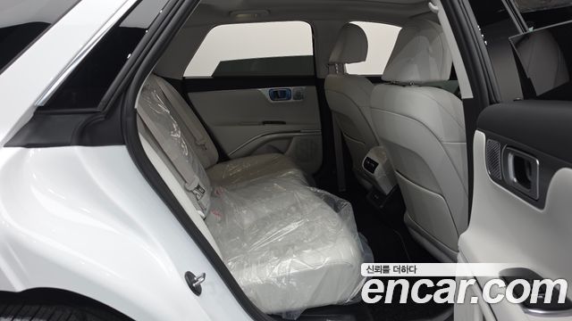Hyundai Grandeur (GN7) 2.5 Gasoline  2WD Premium 2027 — фото 11