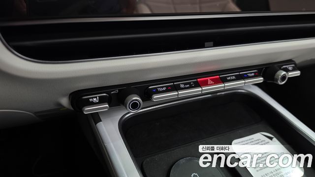 Hyundai Grandeur (GN7) 2.5 Gasoline  2WD Premium 2027 — фото 38